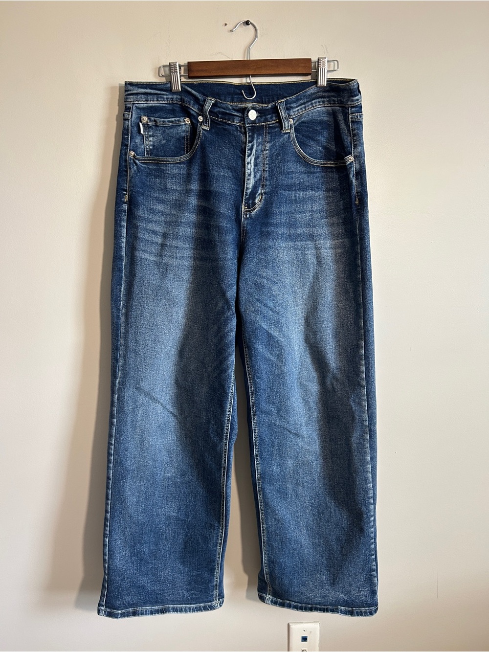 Relaxed Fit Men's Denim Jeans in Blue